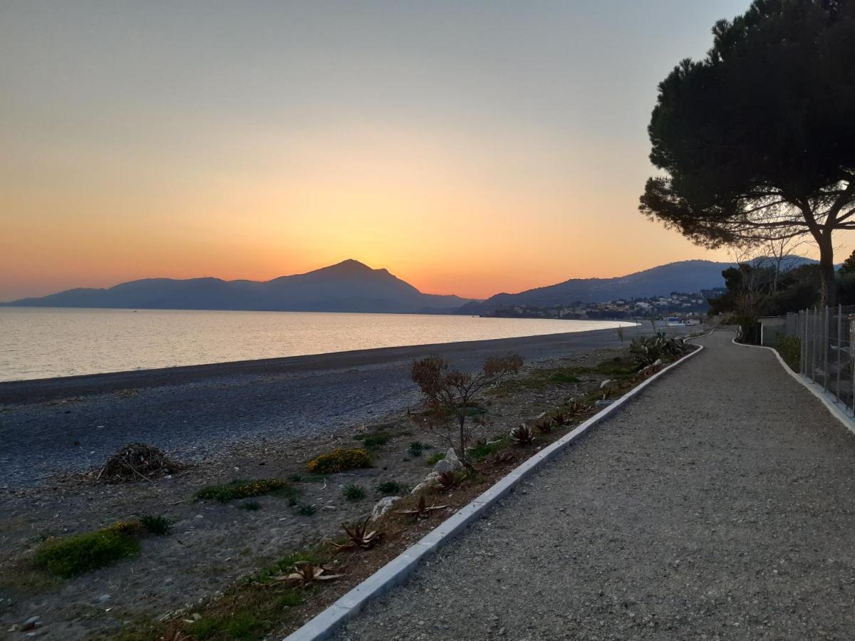 Villa Livia Вилламмаре Экстерьер фото