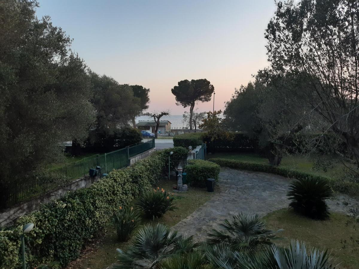 Villa Livia Вилламмаре Экстерьер фото