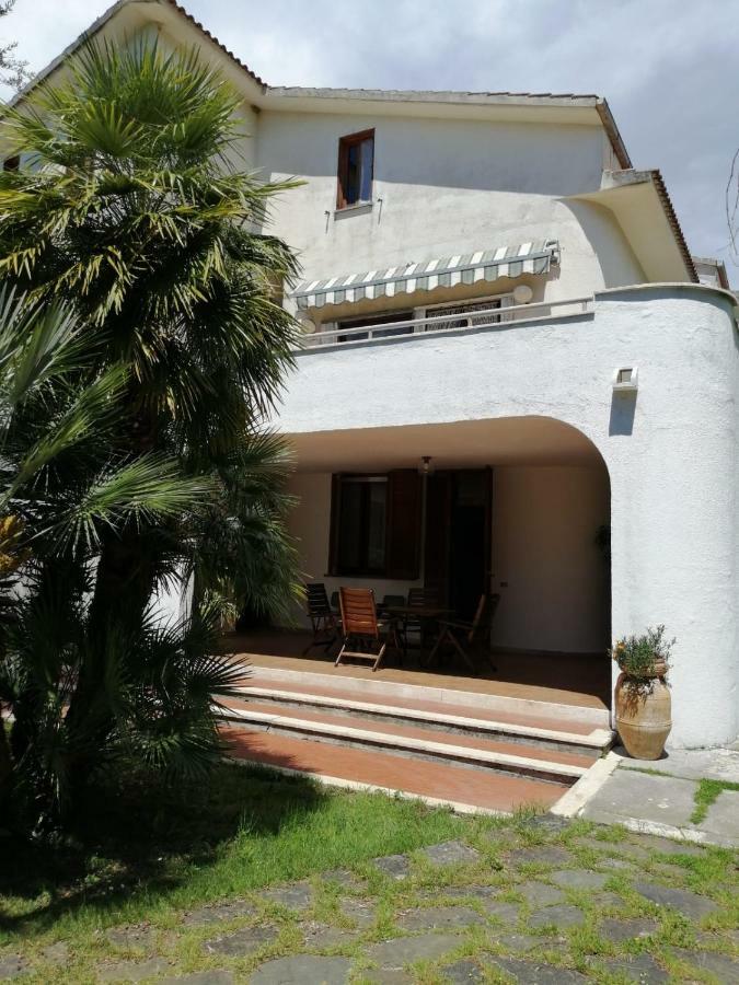 Villa Livia Вилламмаре Номер фото